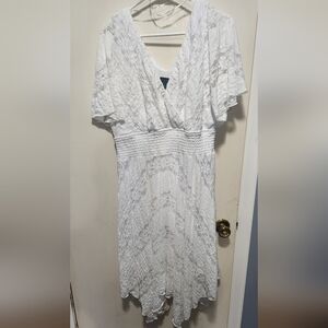 Elegant White Lace Dress